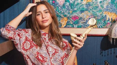 YASSI ON AIR .